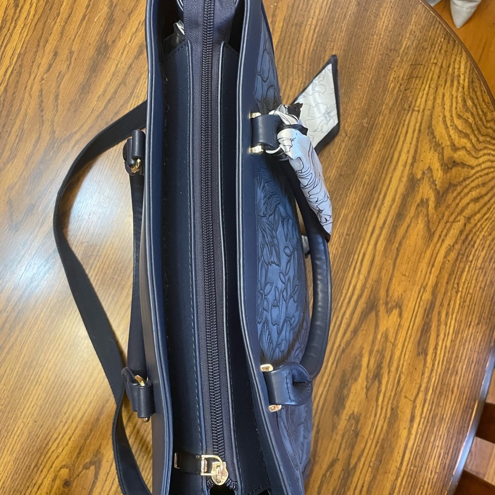 Computer Tote Bag - Picture 2 of 7